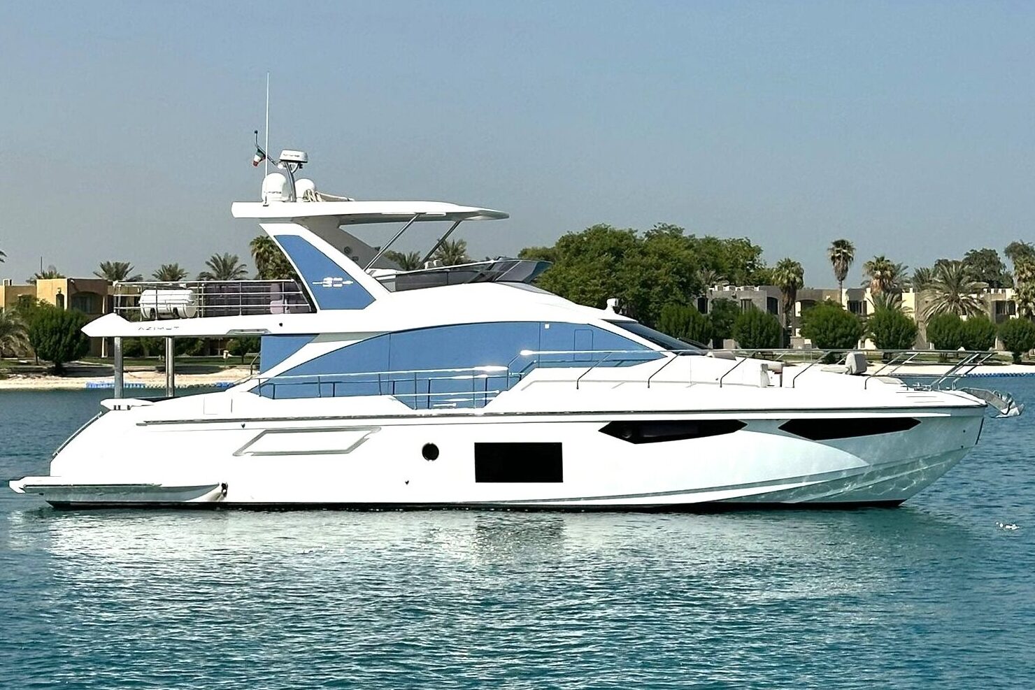 AZIMUT 60 FLY